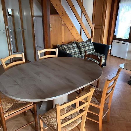 Chaleureux chalet en bord de mer Merville-Franceville-Plage Extérieur photo